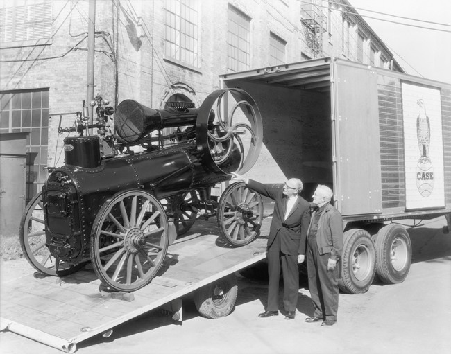 case-ih-historical_steam_engines-historical_