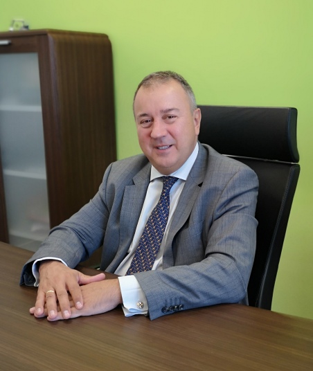 20 CEO Antonio Delgado